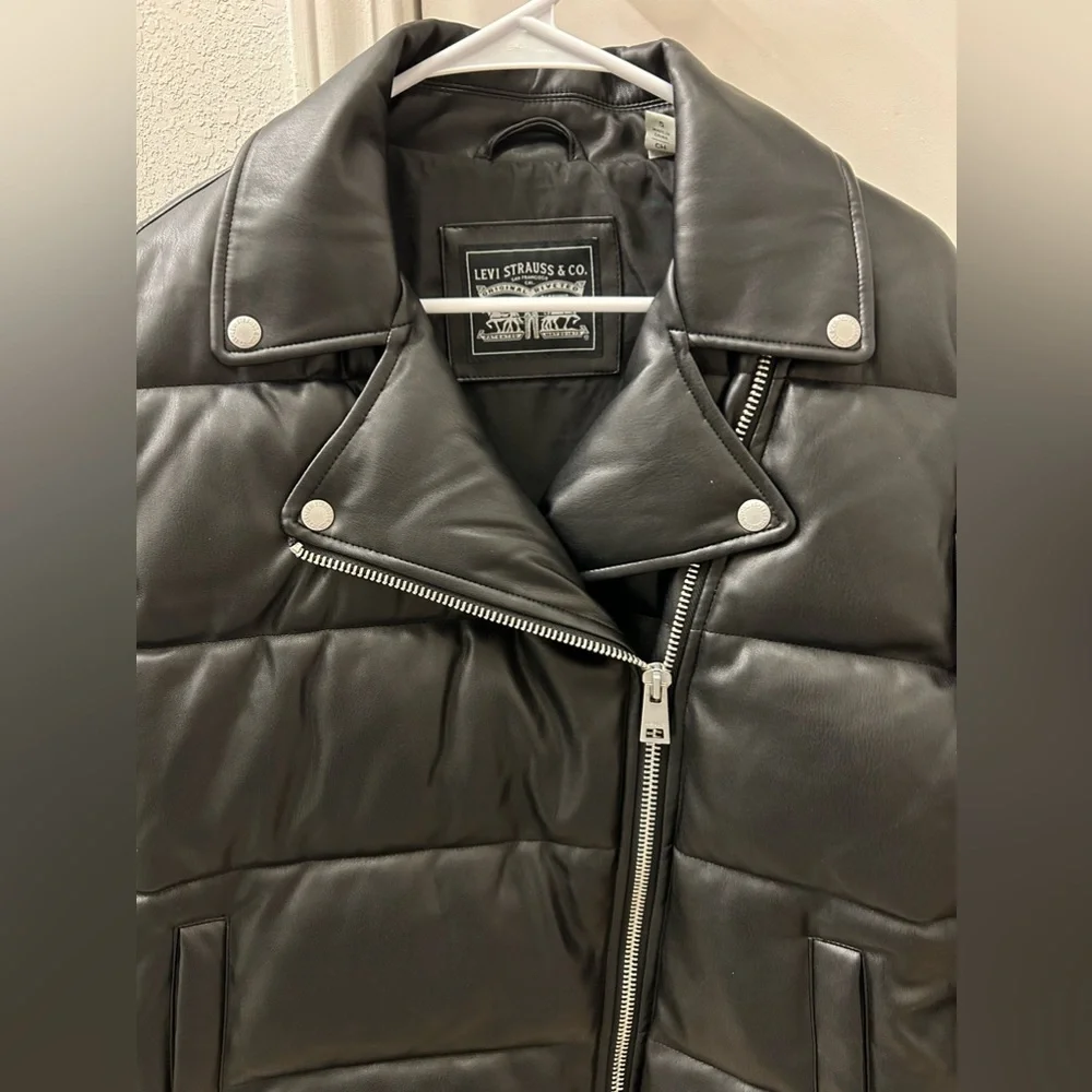 NWT Levi’s Breanna Faux Leather Puffer Jacket - Picture 4 of 11